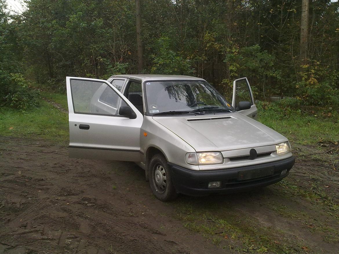 Skoda Felicia 1,3 GLXi (SOLGT) billede 10