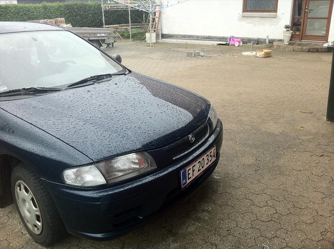 Mazda 323 Lx [Tid bil] billede 2