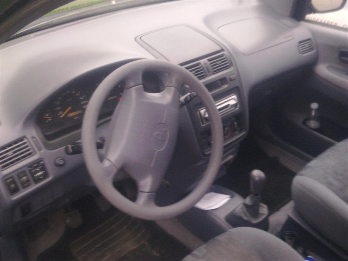 Toyota sportsvan 2,2td billede 4