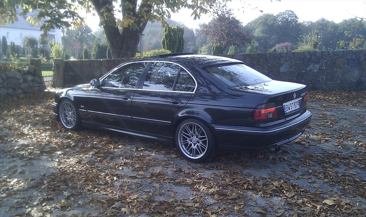 BMW E39 528i --- SOLGT billede 18