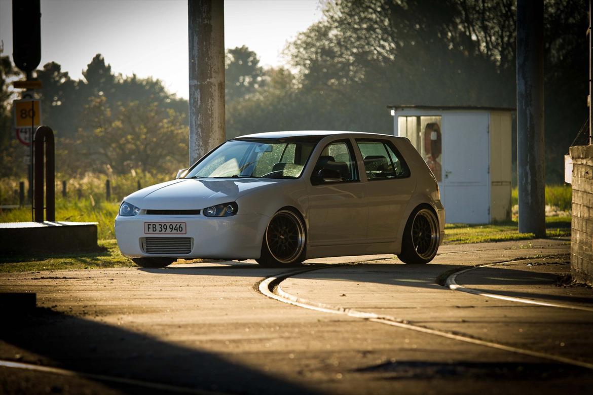 VW golf Iv GTI (White Sensation) vmax 153 billede 4