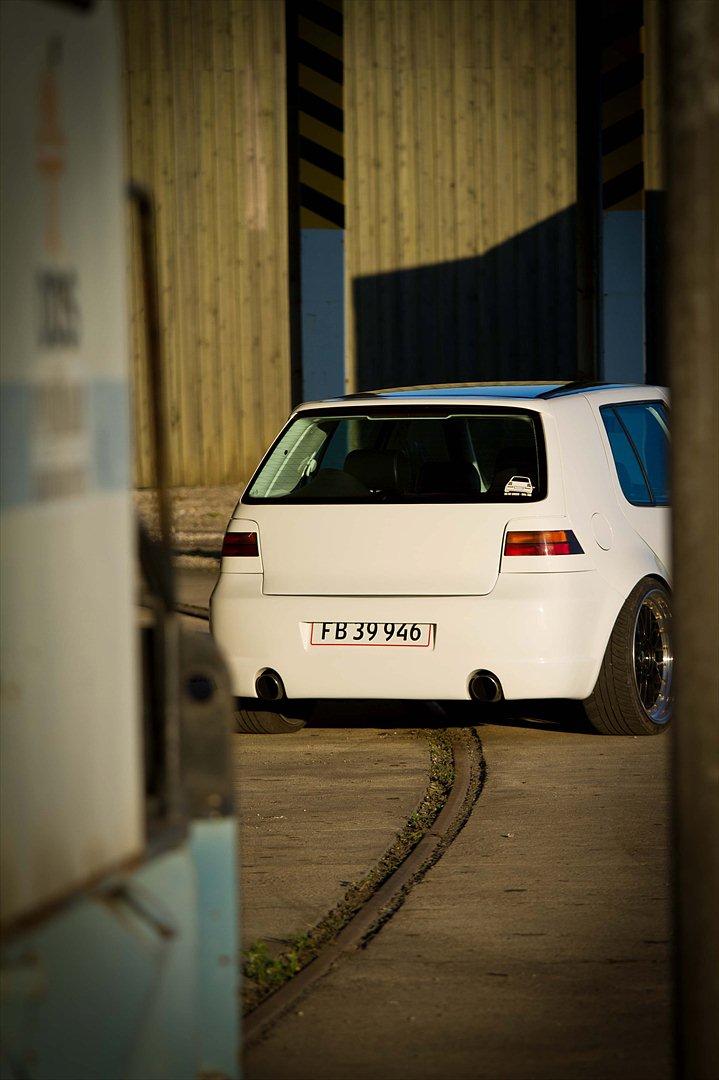 VW golf Iv GTI (White Sensation) vmax 153 billede 6