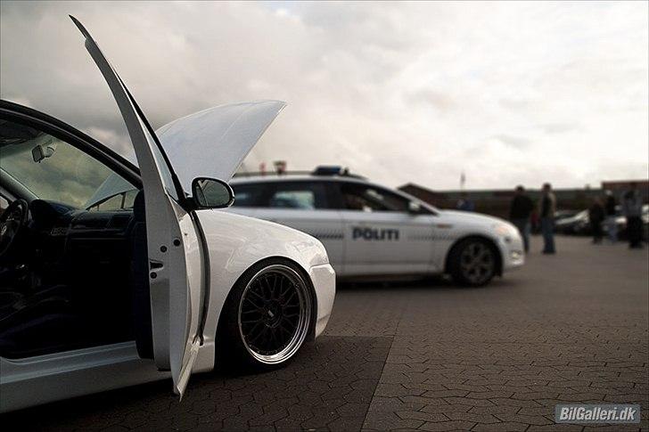 VW golf Iv GTI (White Sensation) vmax 153 billede 14