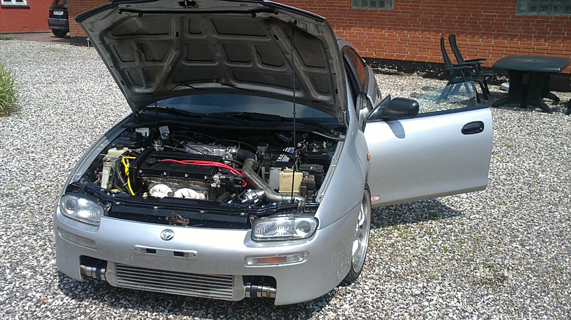 Mazda 323 F med turbo SOLGT. billede 7