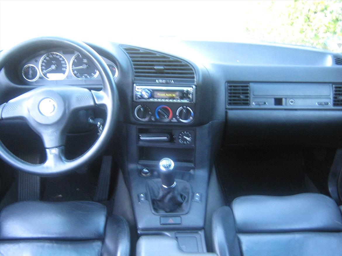 BMW E36 Coupe 318is - solgt billede 8