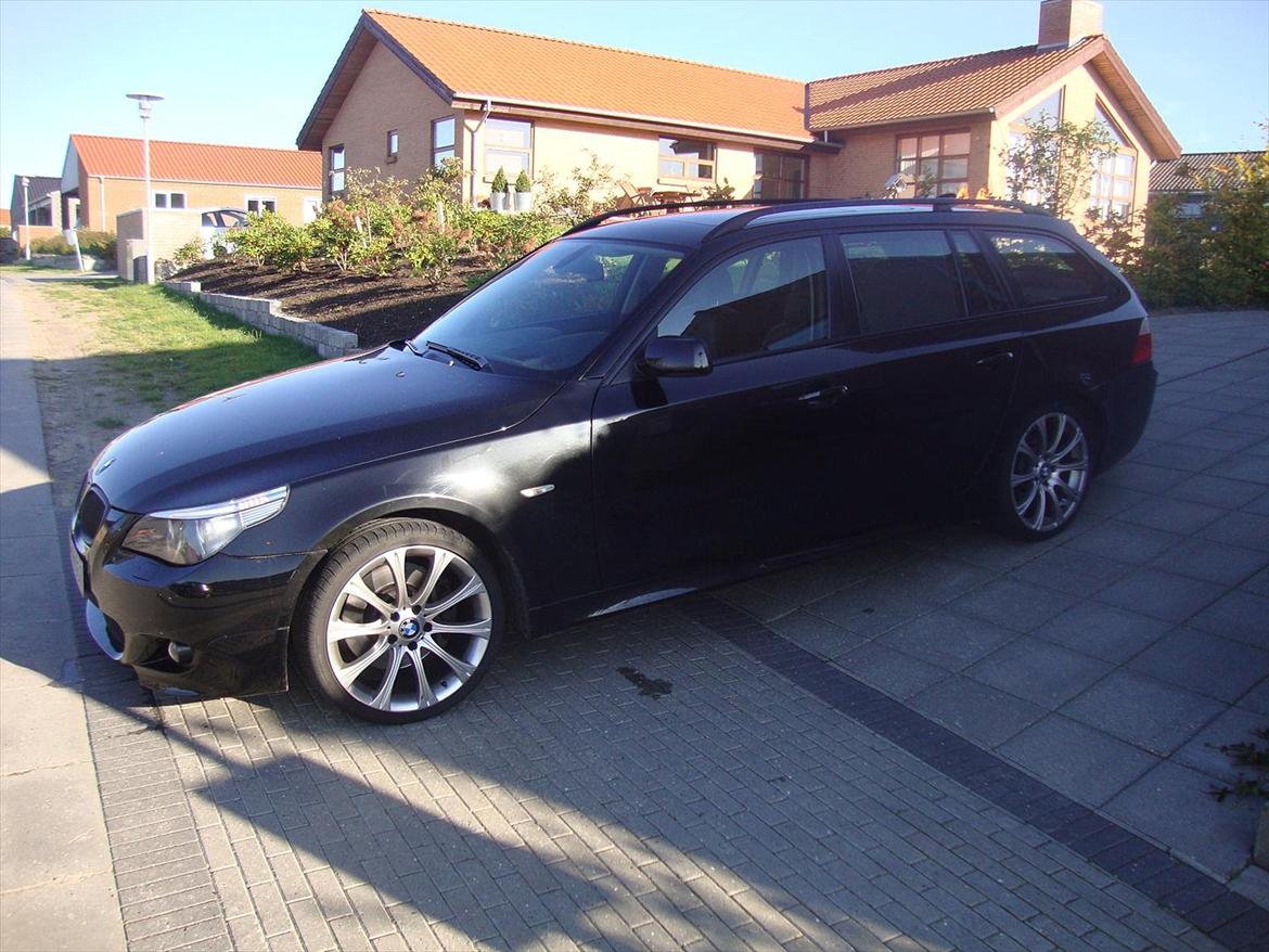 BMW 545i Touring e61 solgt billede 2