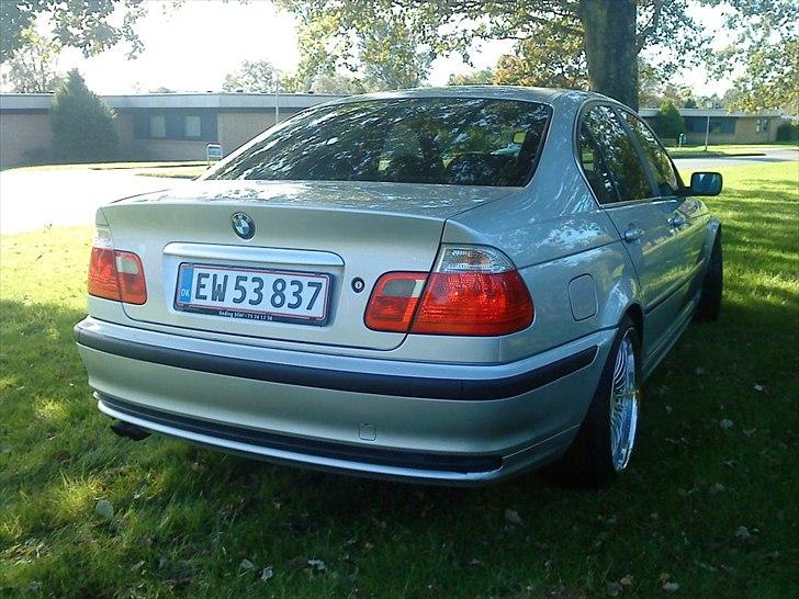 BMW  e46  320i  billede 4