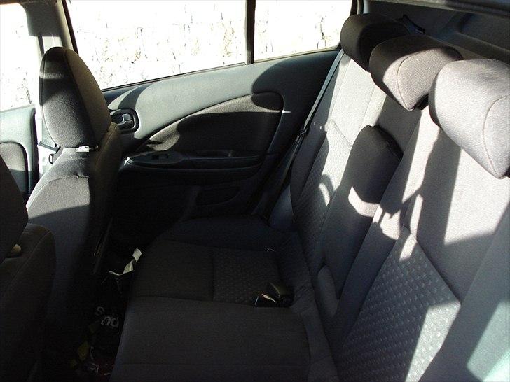 Nissan Almera N16 billede 8