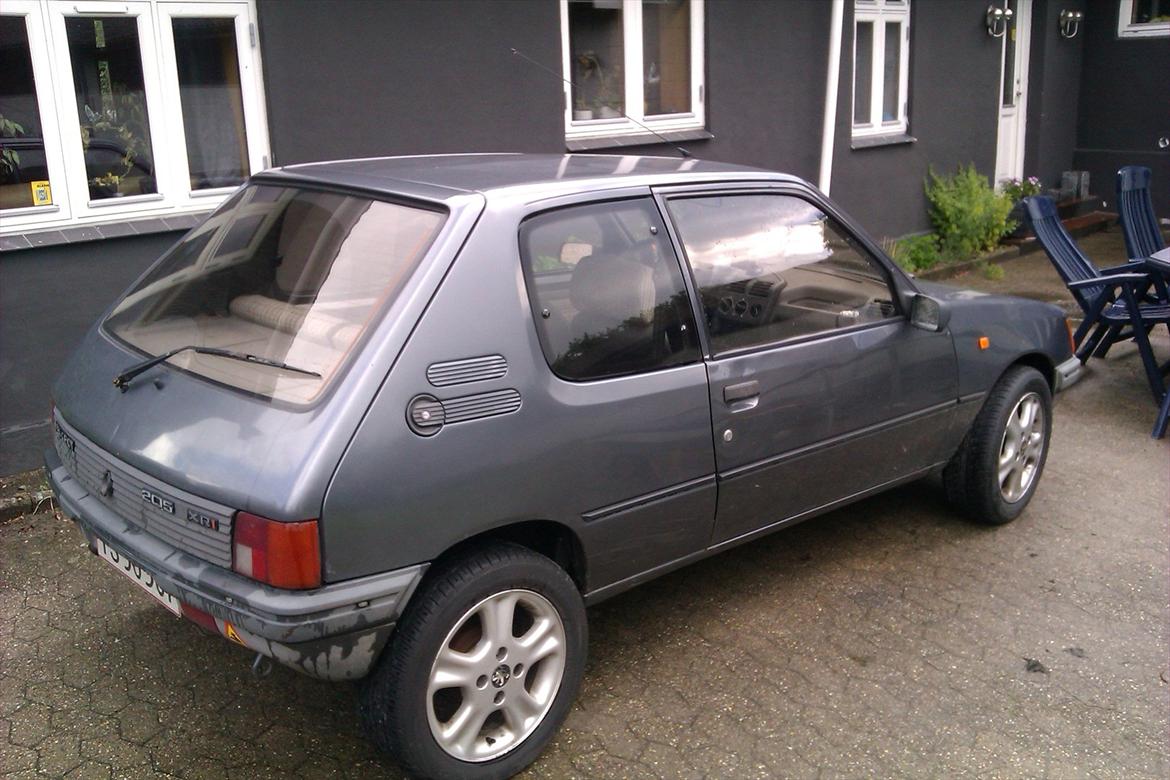 Peugeot 205 XRI billede 3