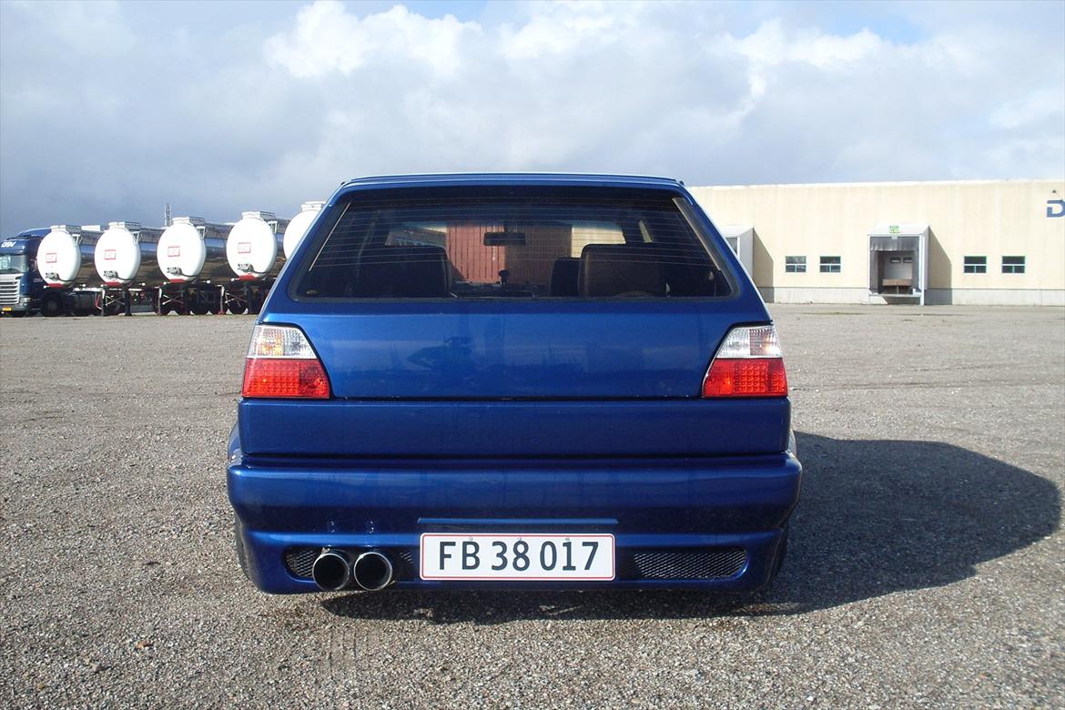 VW Golf 2 1,8 8V -LÆDER- billede 3