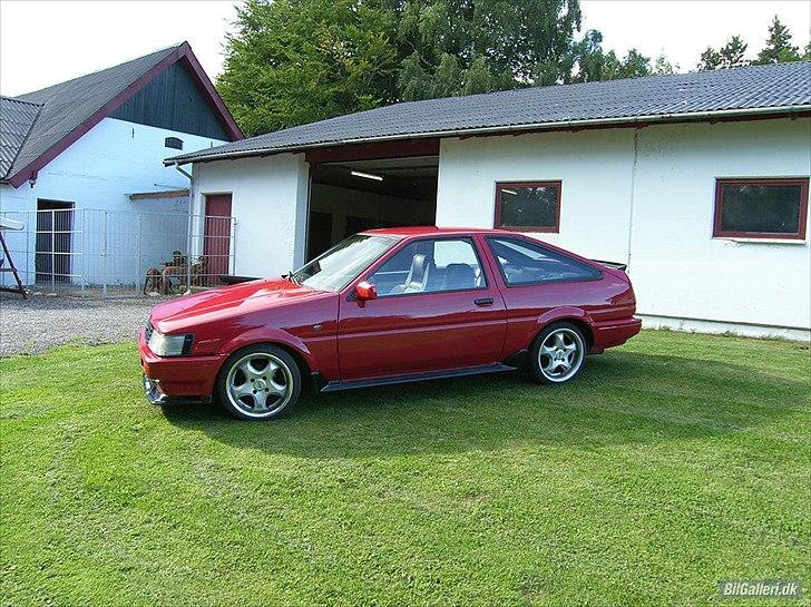 Toyota Corolla GT Coupe AE86 ( Byttet ) billede 2