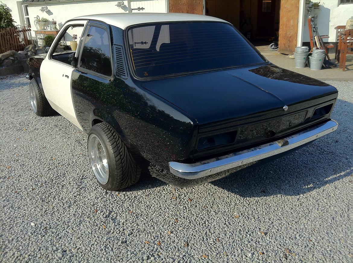 Opel kadett c 1,6 limo billede 1