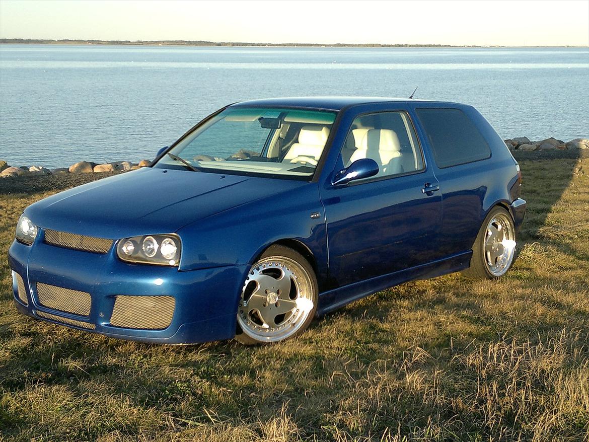 VW Golf 3 (Total skadet) billede 3