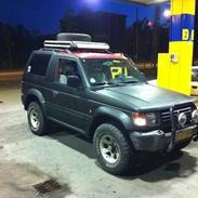 Mitsubishi Pajero 2.5TD GL Pick-Up