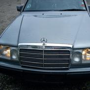 Mercedes Benz 300D