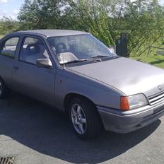 Opel Kadett E
