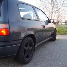 Nissan Sunny GTI