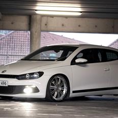 VW Scirocco 2.0 TSI DSG