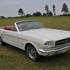 Ford Mustang Cabriolet