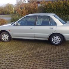 Mitsubishi Lancer glxi