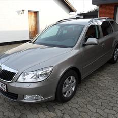 Skoda Octavia 1,6 TDI CR DPF Combi Elegance
