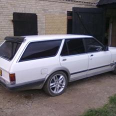 Ford granada van