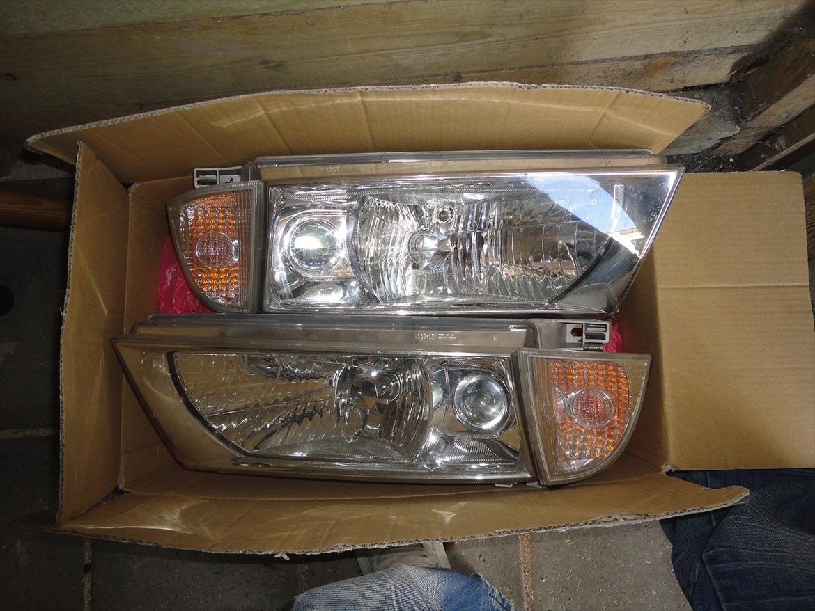 Skoda octavia combi - de gamle lygter som er skiftede til diode  billede 5