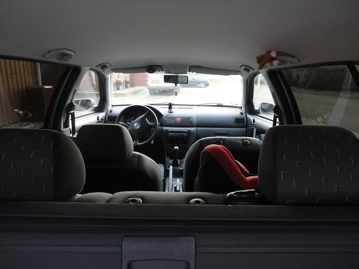 Skoda octavia combi - fra bag mod front billede 12