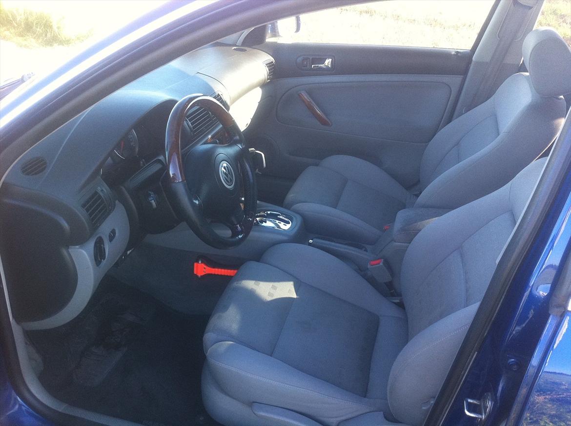 VW Passat 3BG 1,9 TDi Variant. SOLGT. billede 8