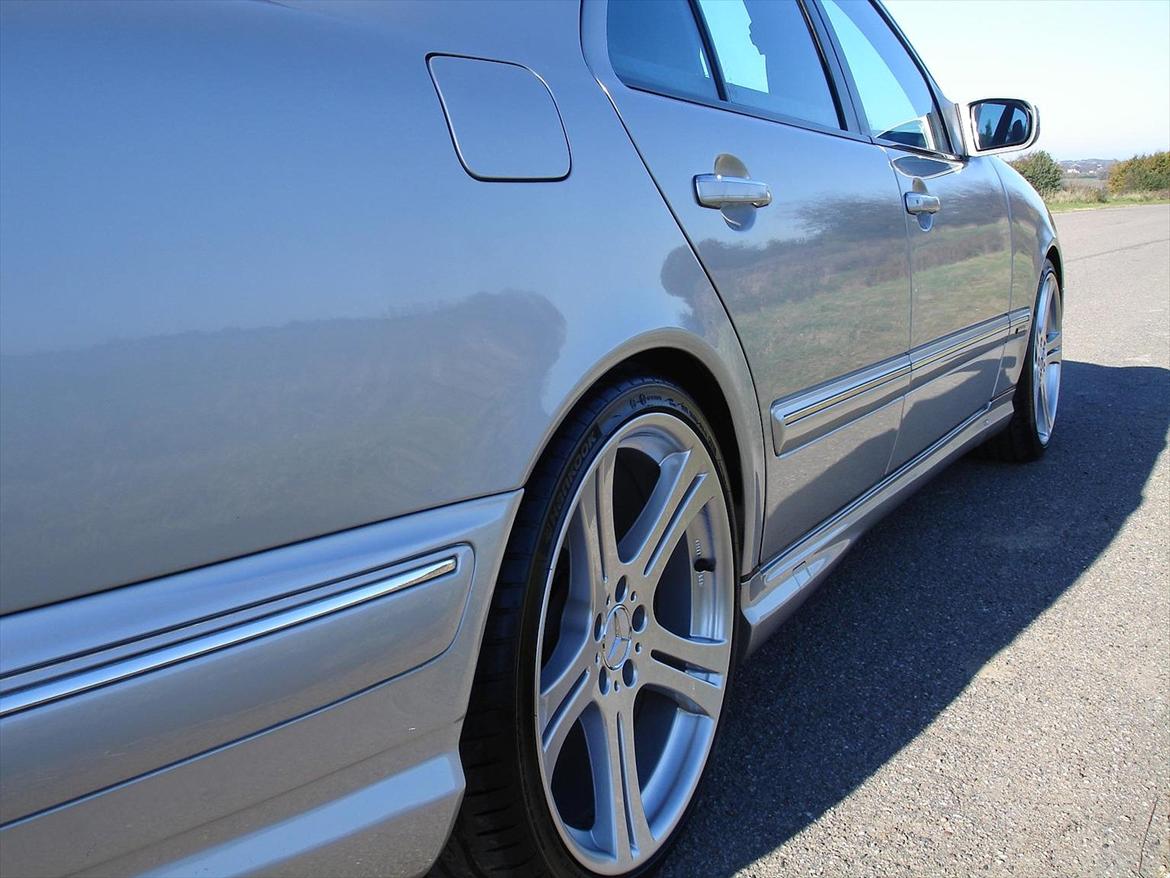 Mercedes Benz E55 AMG V8 W210 billede 18