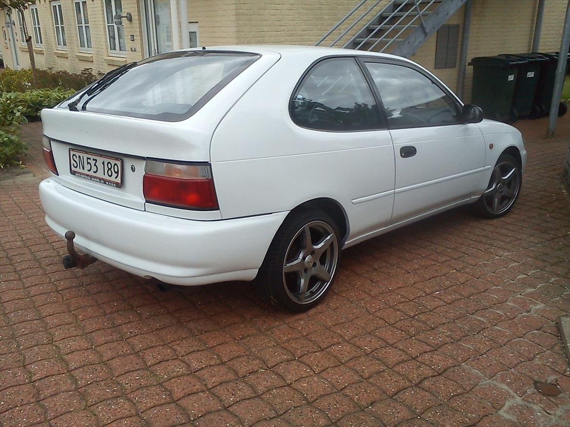 Toyota Corolla 1.3 XLi billede 3