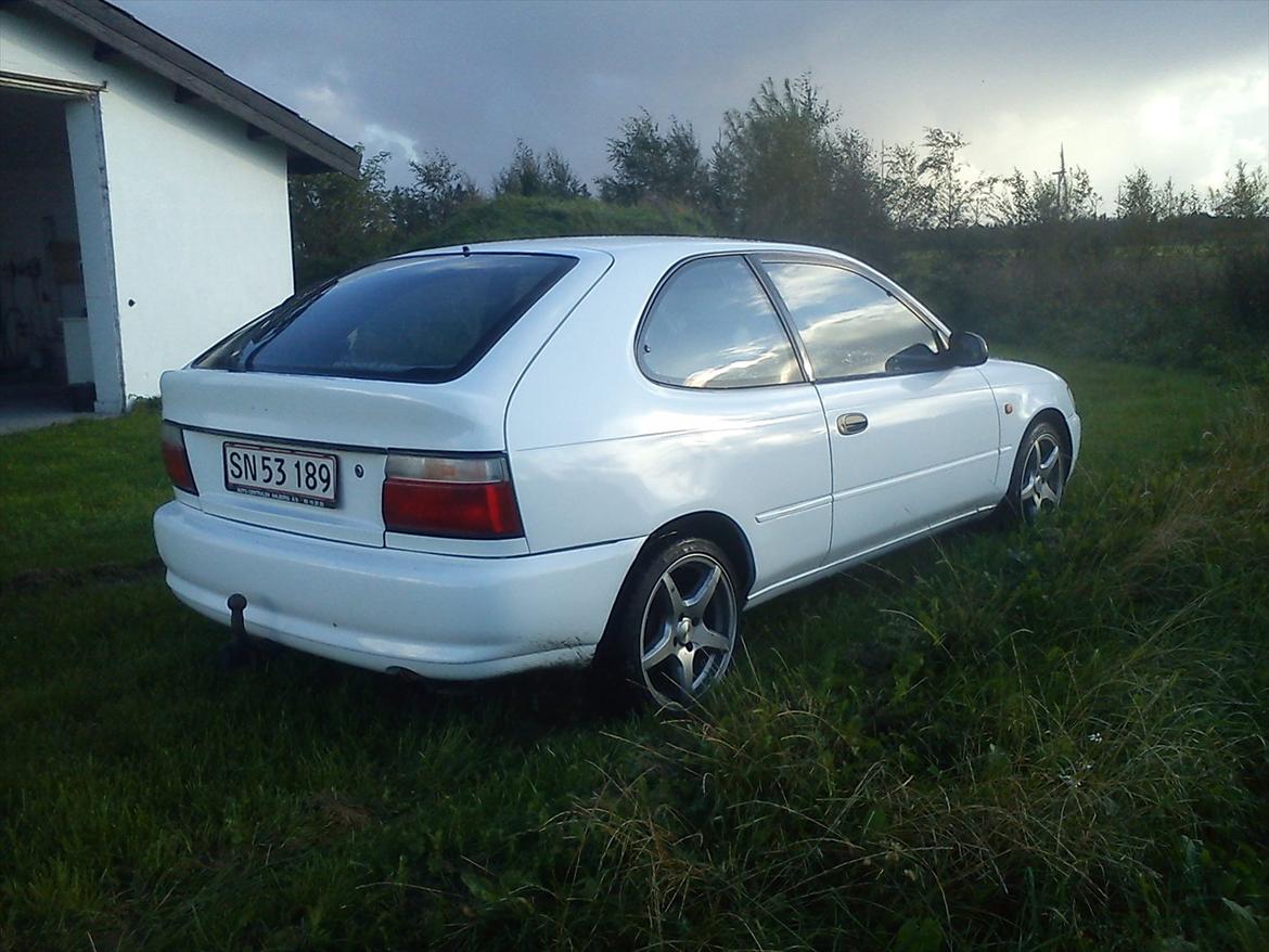 Toyota Corolla 1.3 XLi billede 9