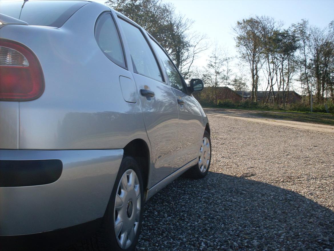 Seat Cordoba Classic - Bilen med vinterhjul billede 4