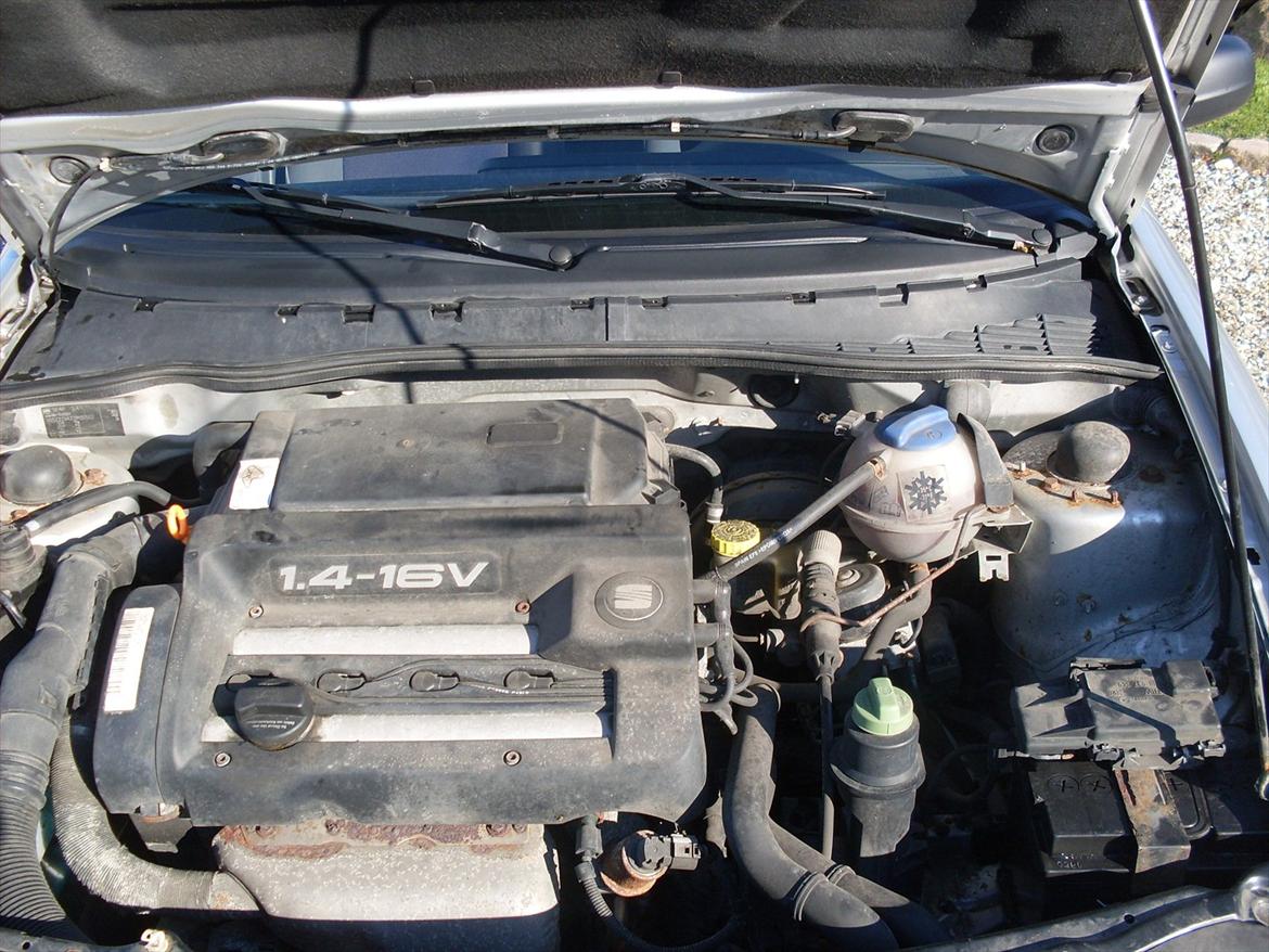 Seat Cordoba Classic - Ikke meget, men den kører og starter hvergang billede 9