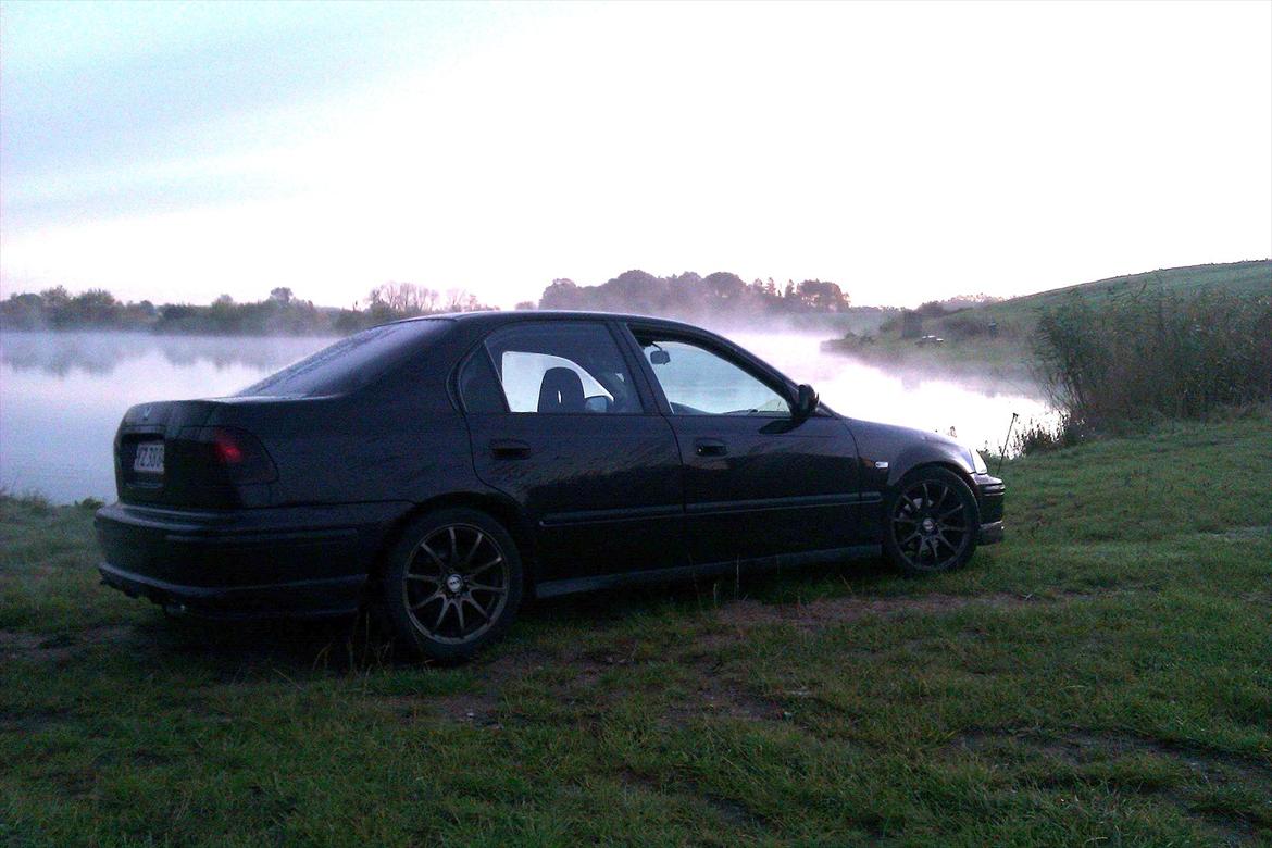 Honda CIVIC EK4 VTI - Tiddlig morgen ved fiske søen billede 18