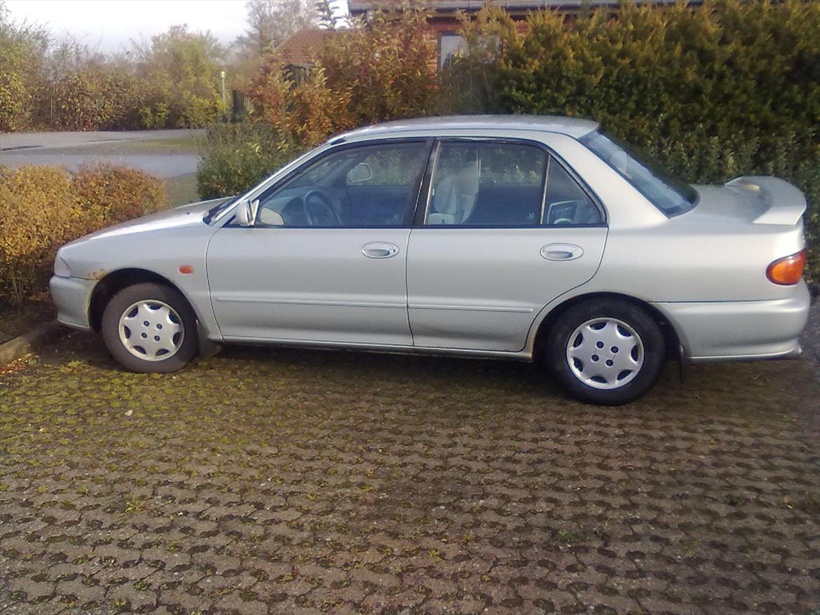 Mitsubishi Lancer glxi billede 1