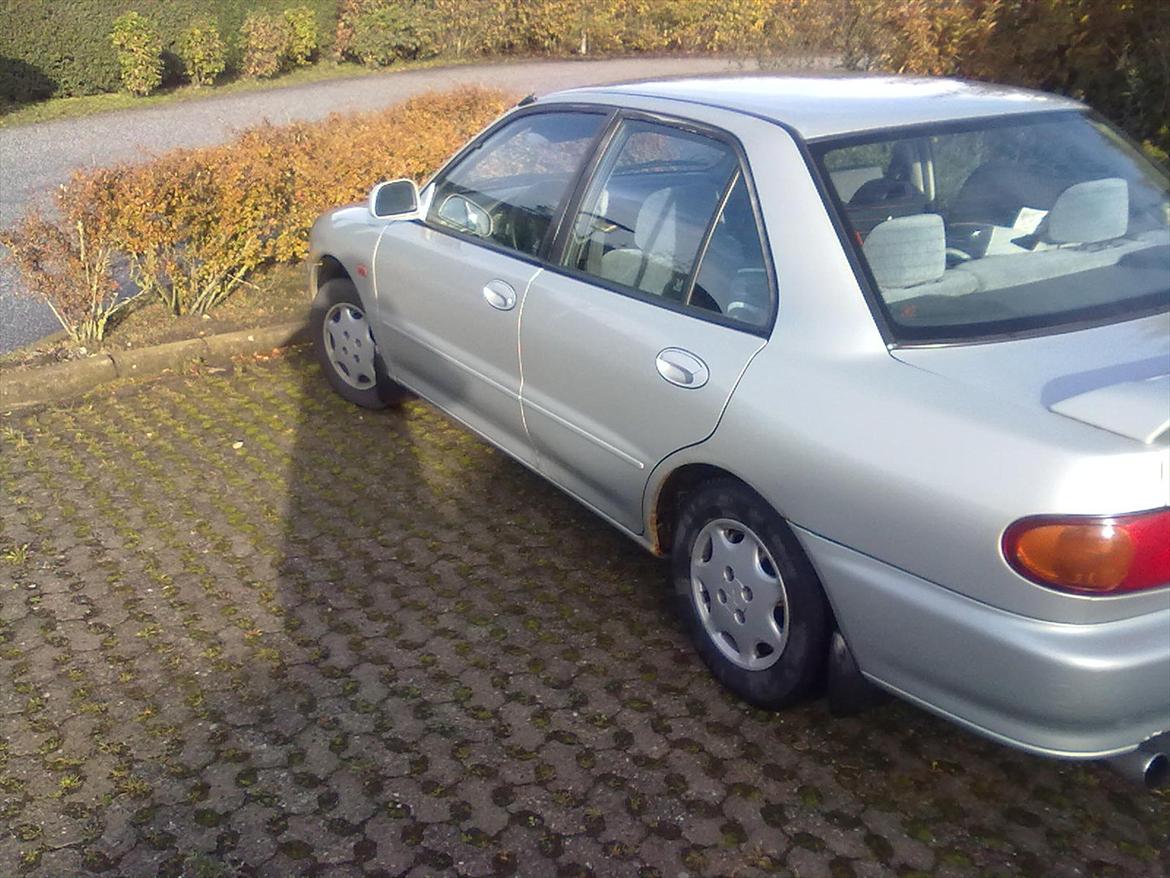 Mitsubishi Lancer glxi billede 2