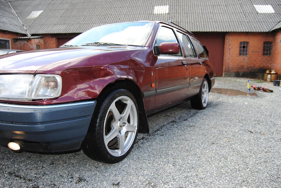 Ford Sierra 2.0i Ghia St.car *Den Grimme Kælling* - Bulen var med i prisen :o) billede 7