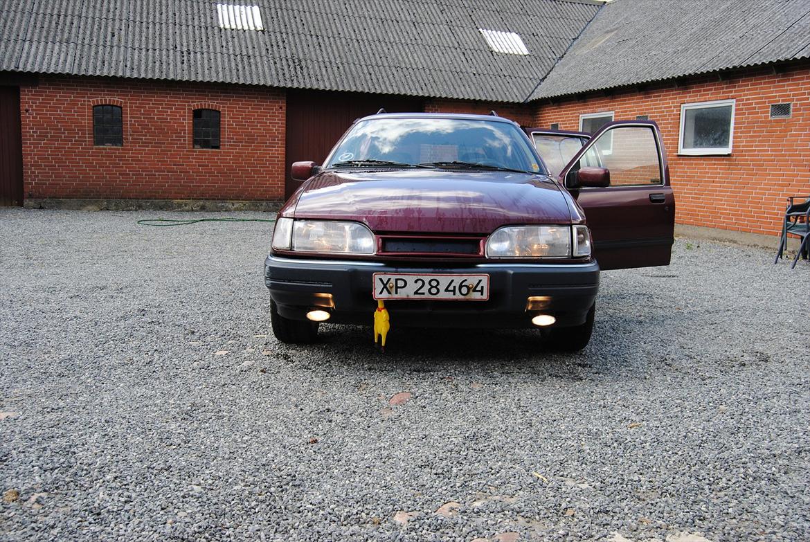 Ford Sierra 2.0i Ghia St.car *Den Grimme Kælling* billede 15