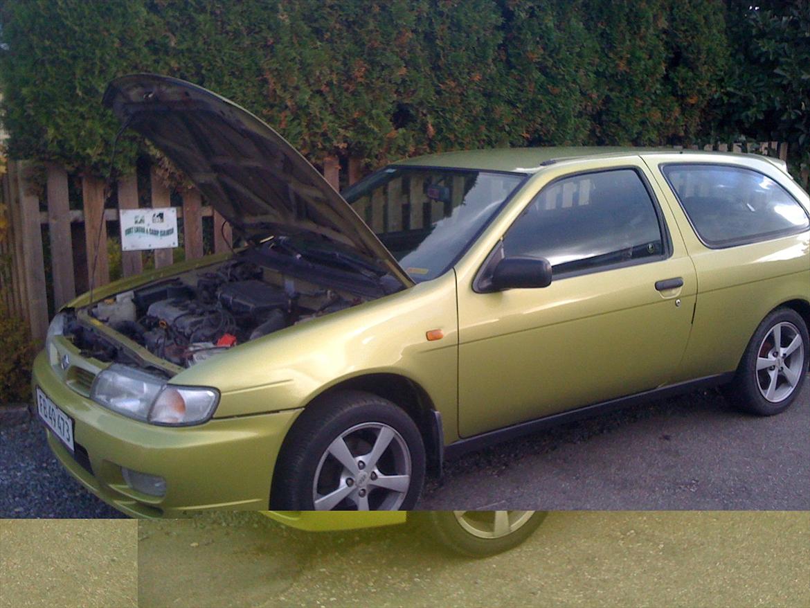 Nissan Almera 1.6 SR Solgt :'( <3  - Ved ikk lige hvorfor billedet ser sådan ud  billede 10