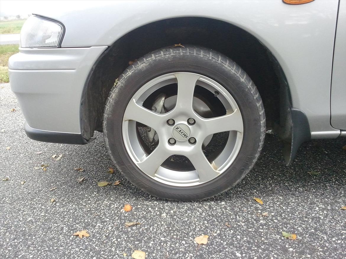 Mazda 323 MkVIII 1,5 Sport billede 6