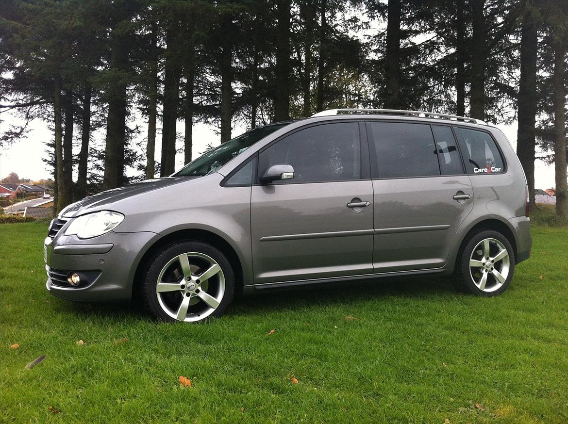 VW Touran 2,0 TDI 140Hk Trendline 7 Pers billede 2