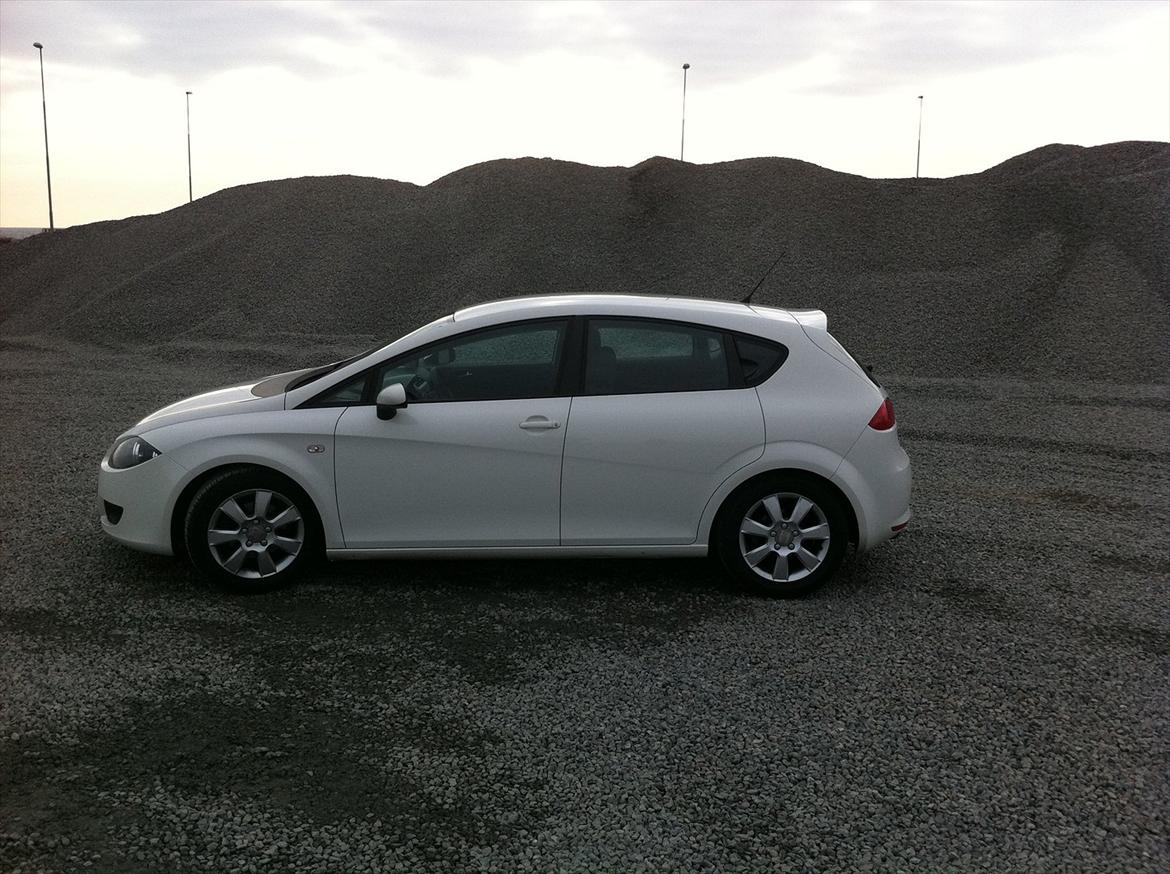 Seat Leon SOLGT billede 2