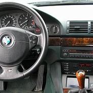 BMW 523i - SOLGT