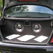 Mercedes Benz E 300 TDI