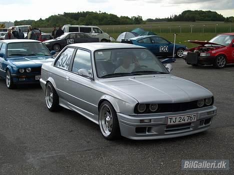 BMW E30 335i billede 12