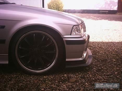 BMW E36 - Det hævede lige bilen 2cm at gå fra 18" til 19"´ere billede 7