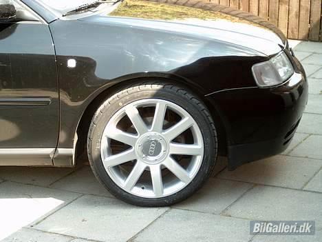 Audi A3 Ambition *SOLGT* - 18 RS4 billede 3