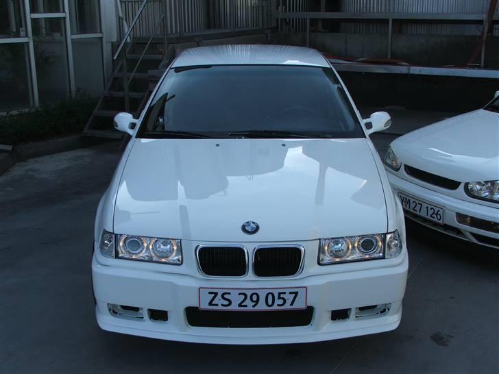 BMW E36 (solgt) billede 7