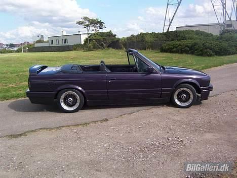 BMW 320i cabriolet [Tidl bil] billede 1